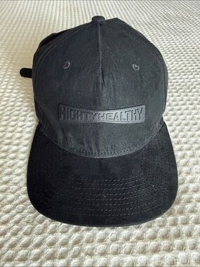 Mighty Healthy New York Black Simi suede cap adjustable